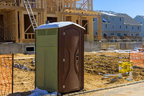 Best Portable toilet rental cost  in Freer, TX